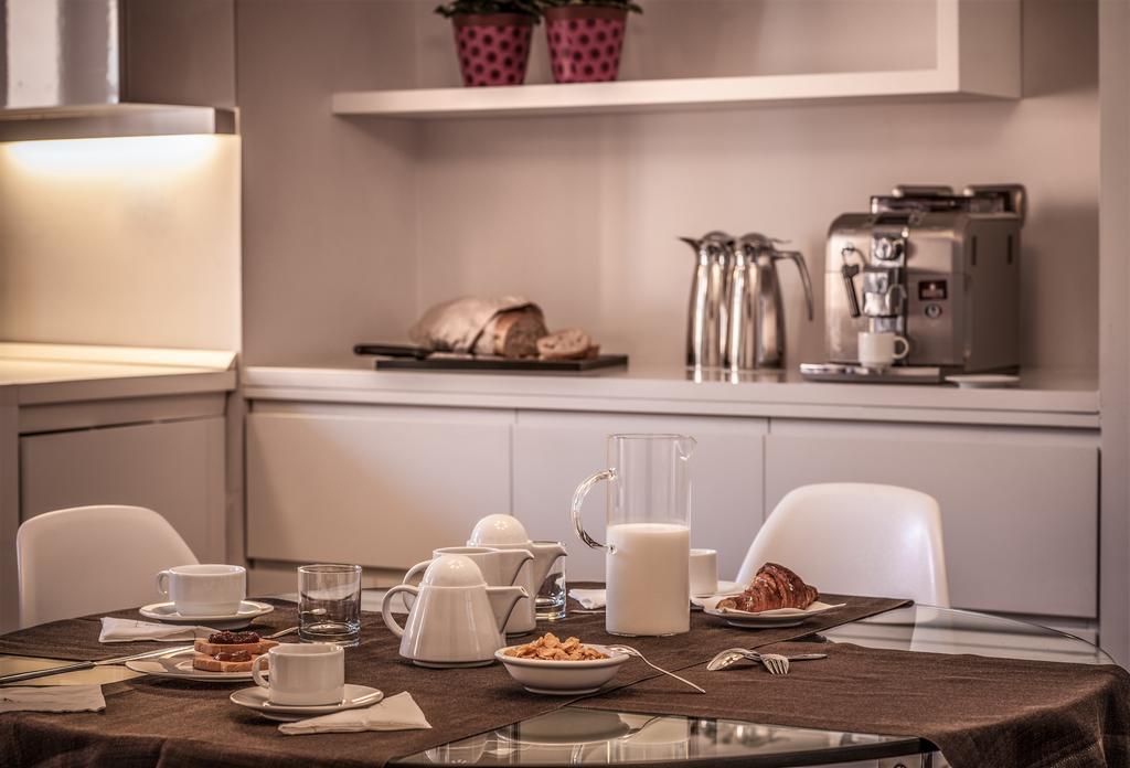 47Luxurysuites - Trevi Ρώμη Δωμάτιο φωτογραφία