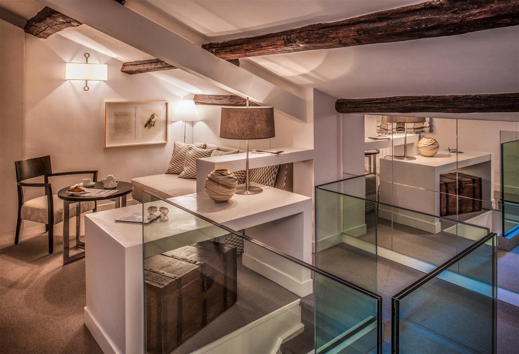 47Luxurysuites - Trevi Ρώμη Δωμάτιο φωτογραφία